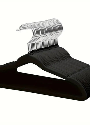 10 Velvet Shirt Hangers